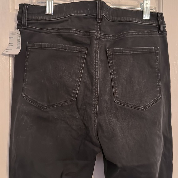 Loft black cropped denim Jeans NWT 12 - Picture 6 of 11